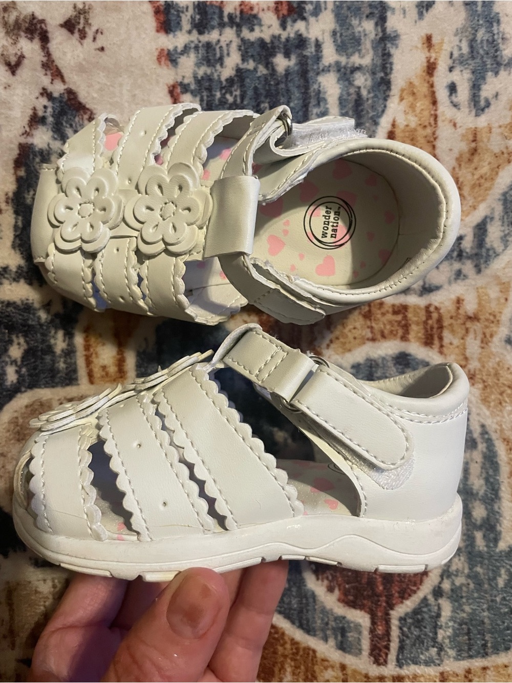 wonder nation White Toddler Girl Sandals with Floral Applique